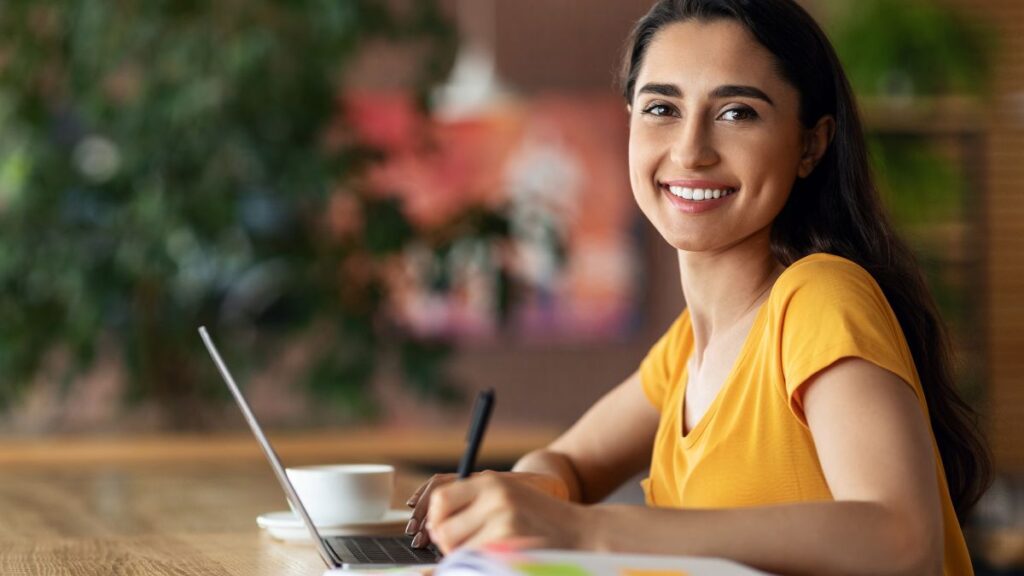 What Recruiters Notice Most in Career Change Hiring